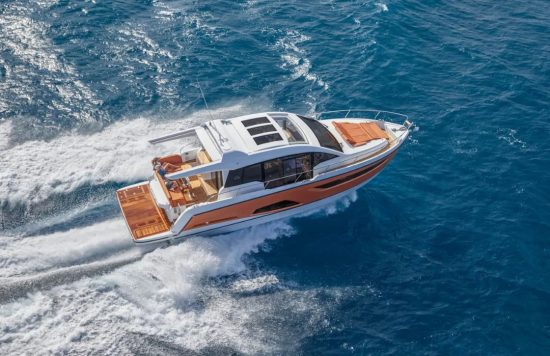45 ft sealine luxury yacht rental 5