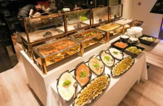 luxury dubai water canal dinner cruise 2