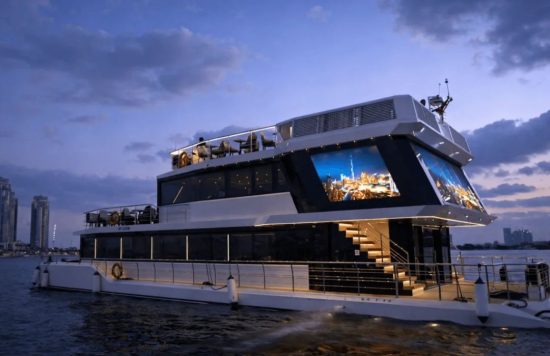 luxury dubai water canal dinner cruise